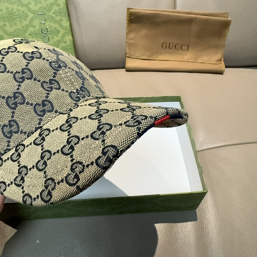 Gucci hat