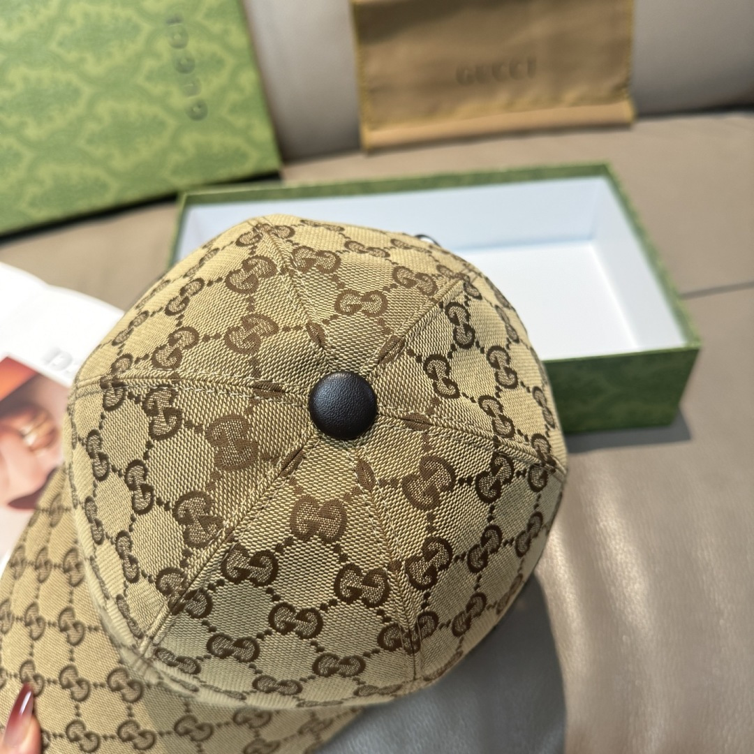 Gucci hat