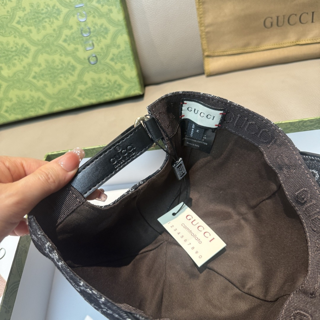 Gucci hat