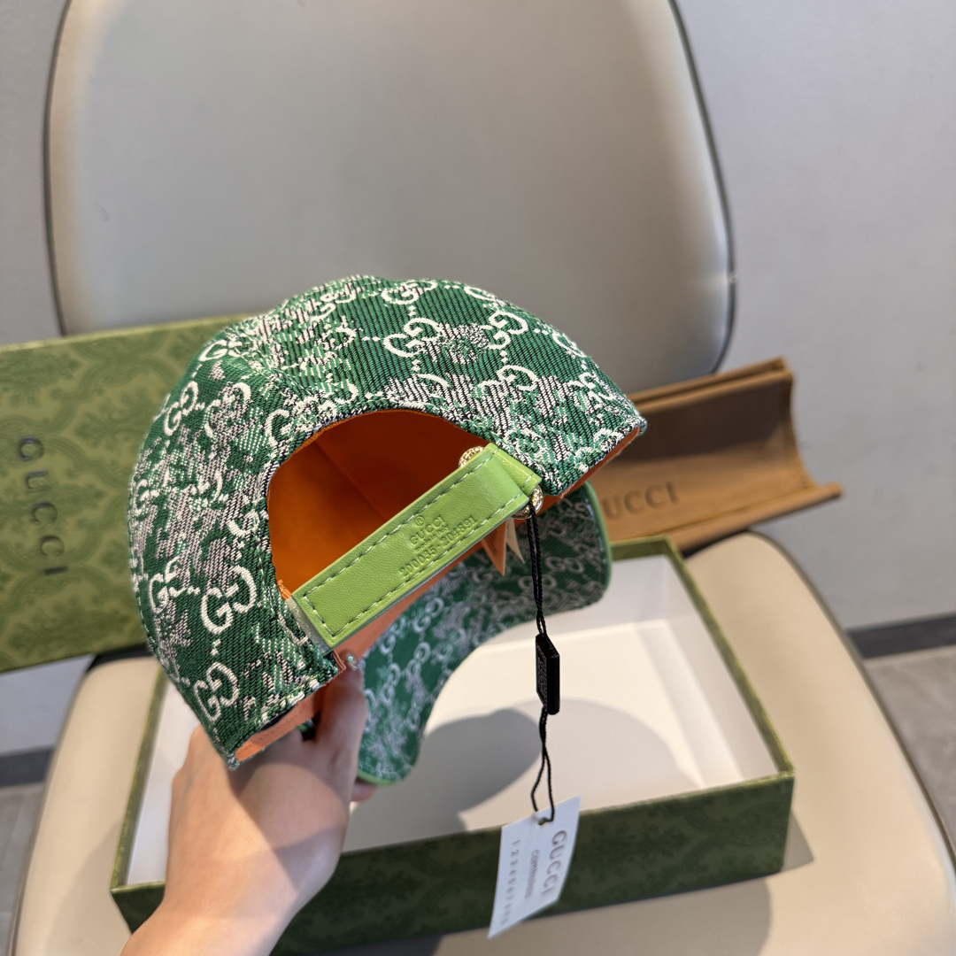 Gucci hat