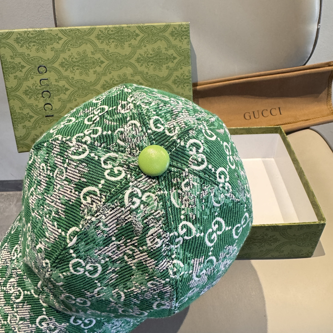 Gucci hat
