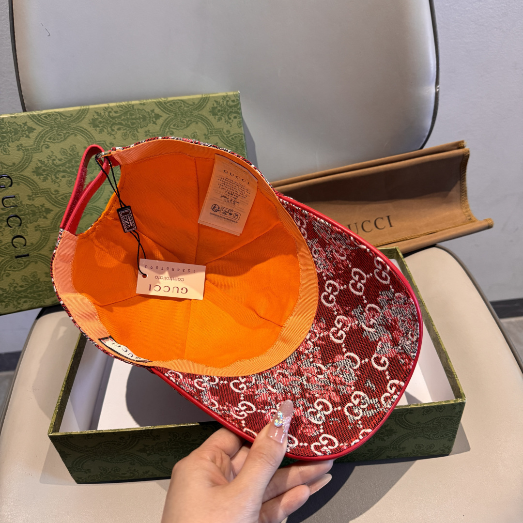 Gucci hat
