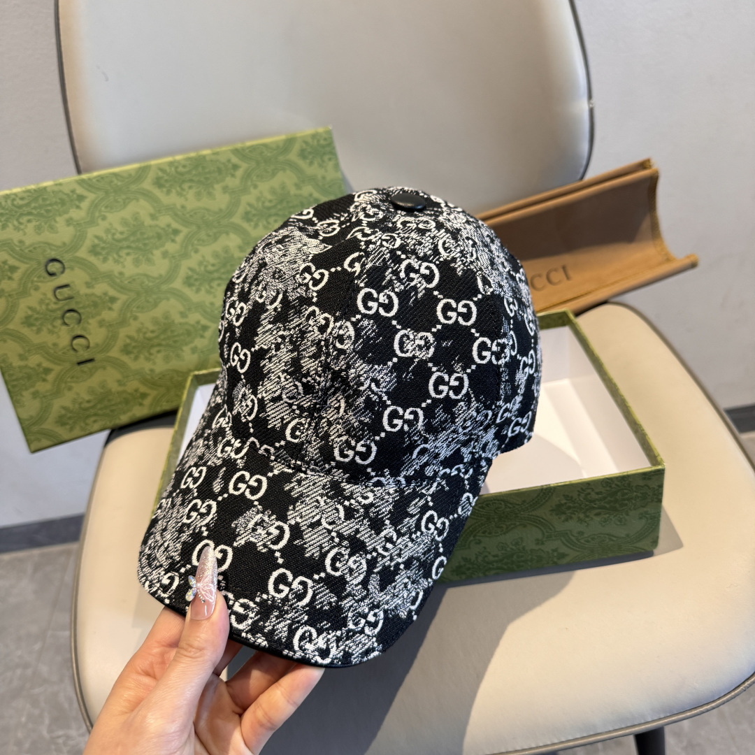 Gucci hat