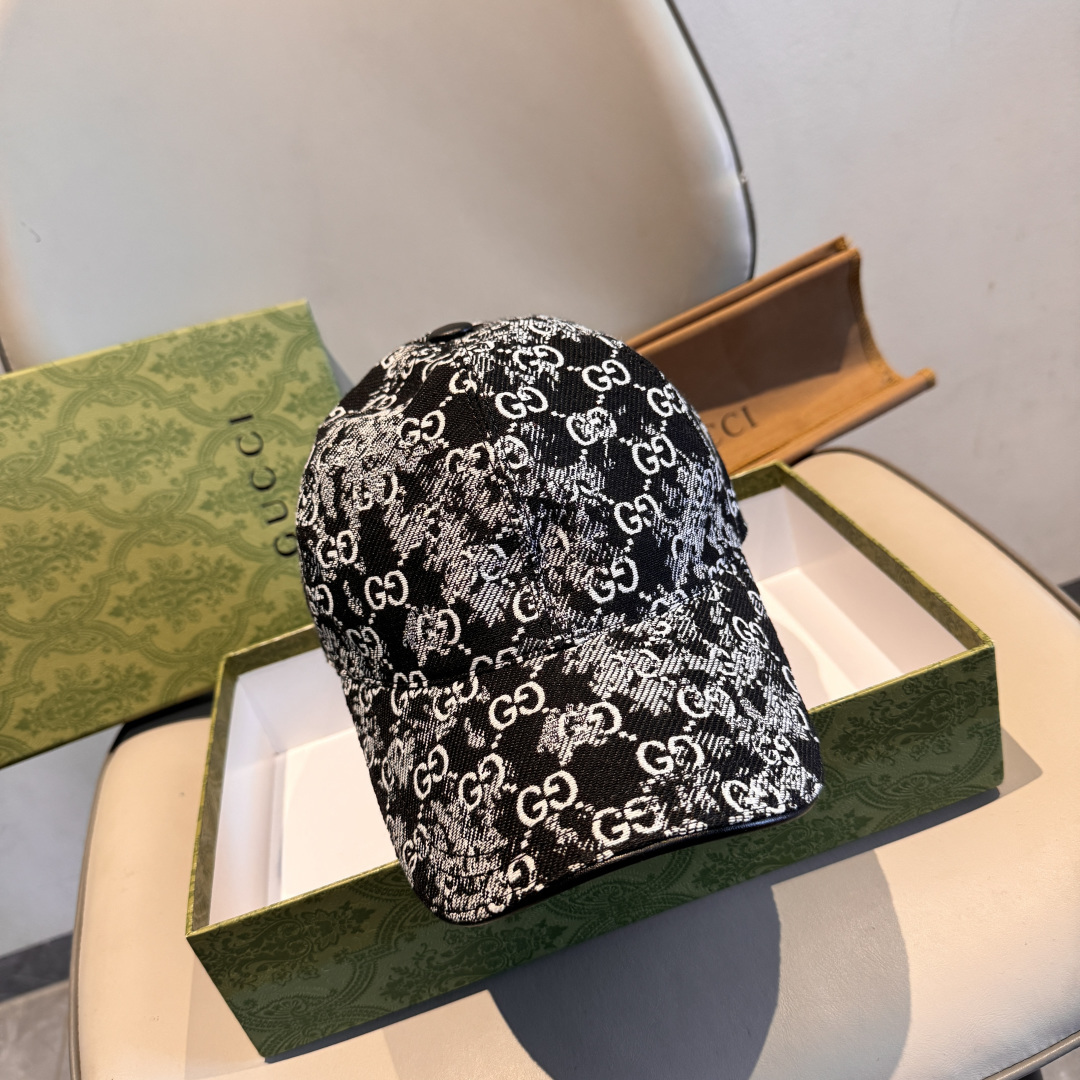 Gucci hat