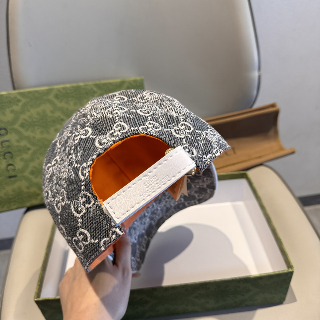 Gucci hat