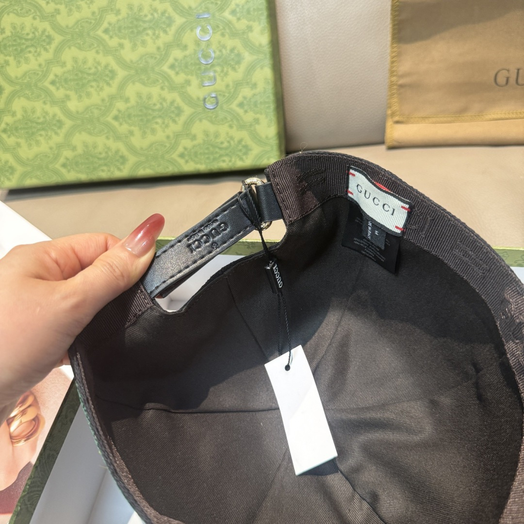 Gucci hat