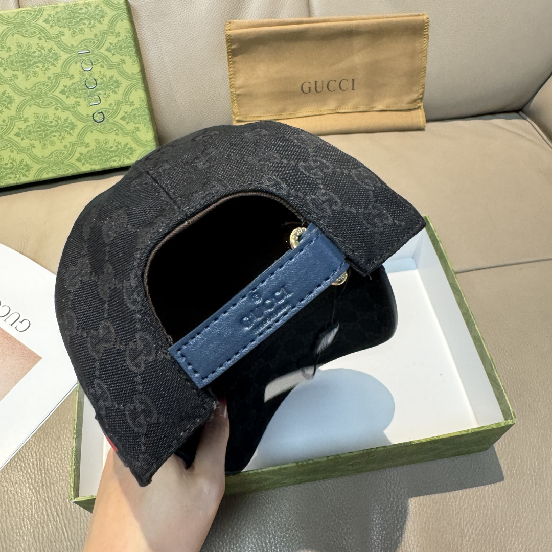 Gucci hat