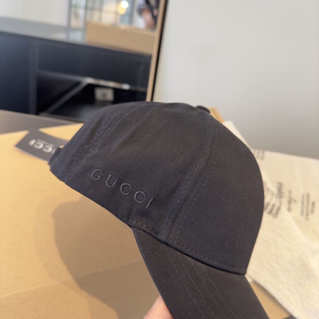 Gucci hat