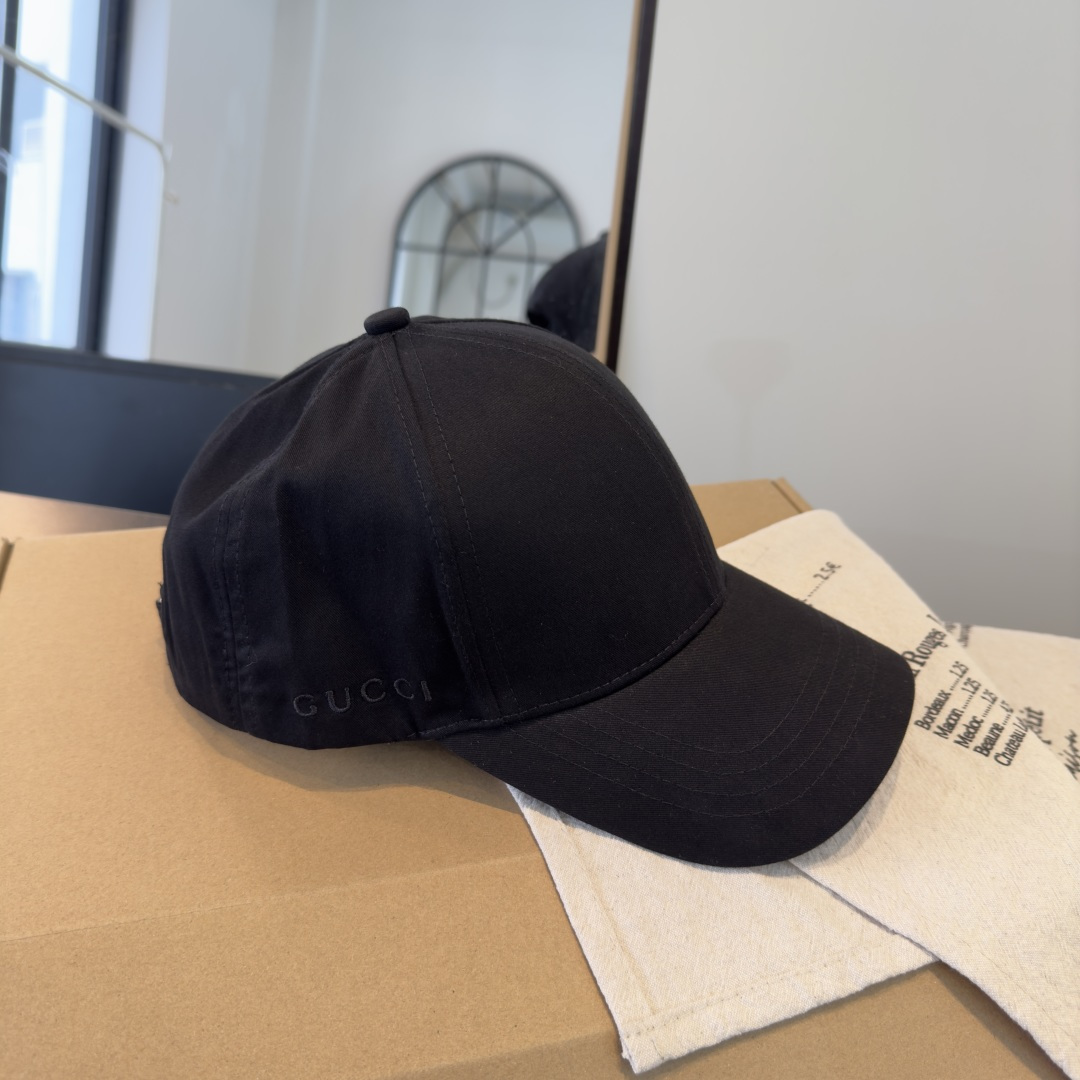 Gucci hat