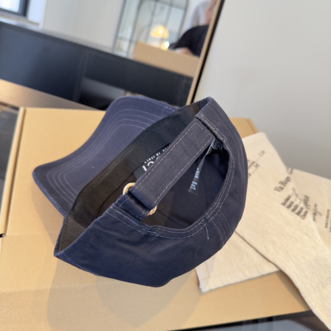 Gucci hat