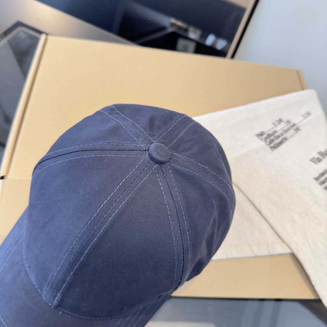 Gucci hat