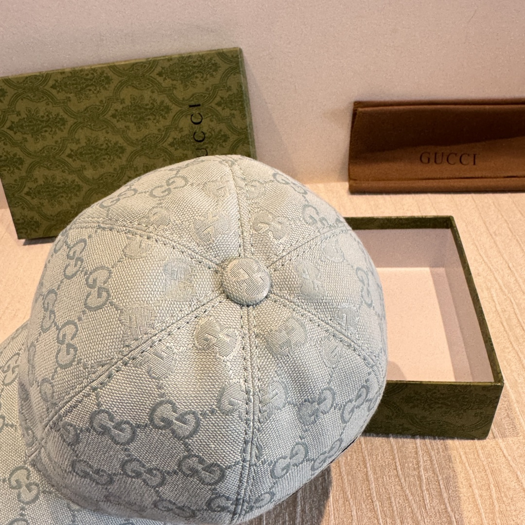 Gucci hat