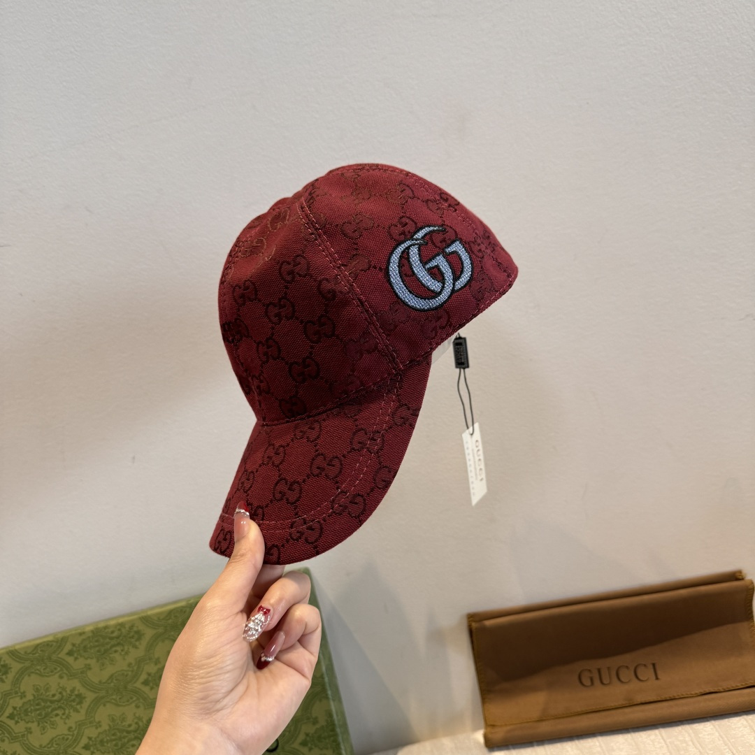 Gucci hat