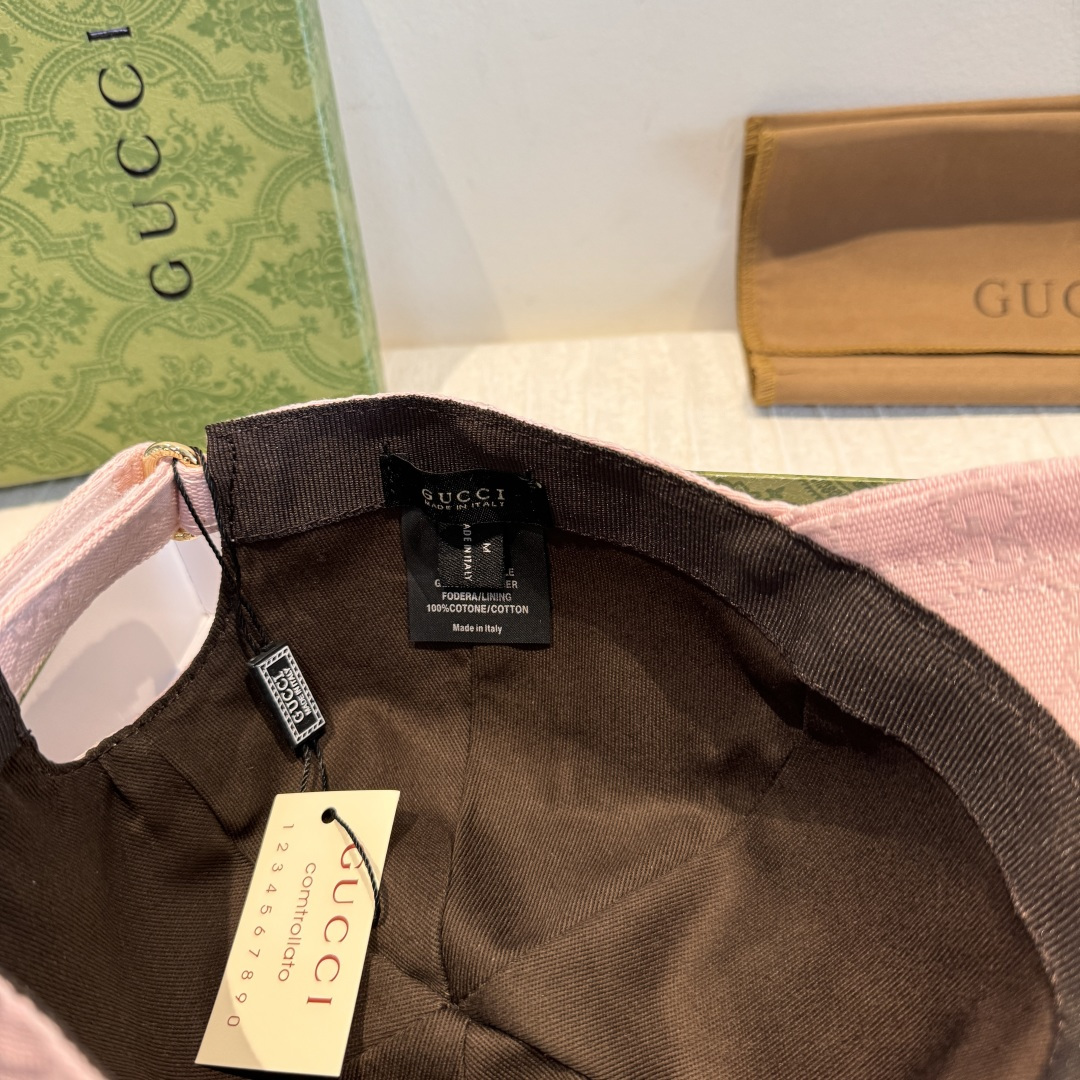 Gucci hat
