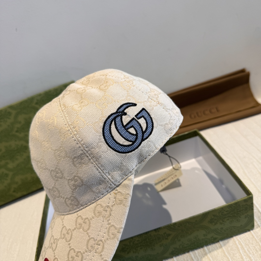Gucci hat