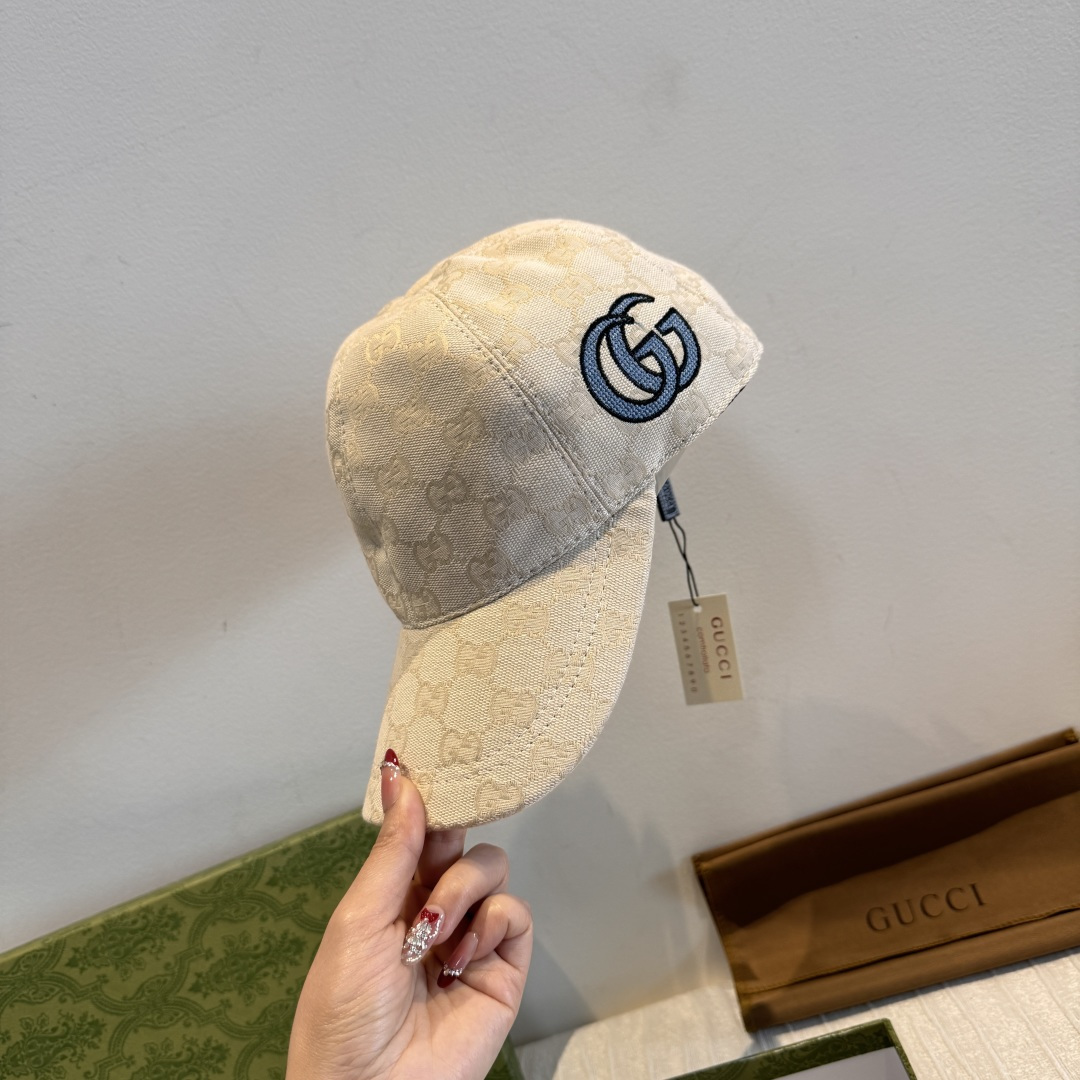 Gucci hat