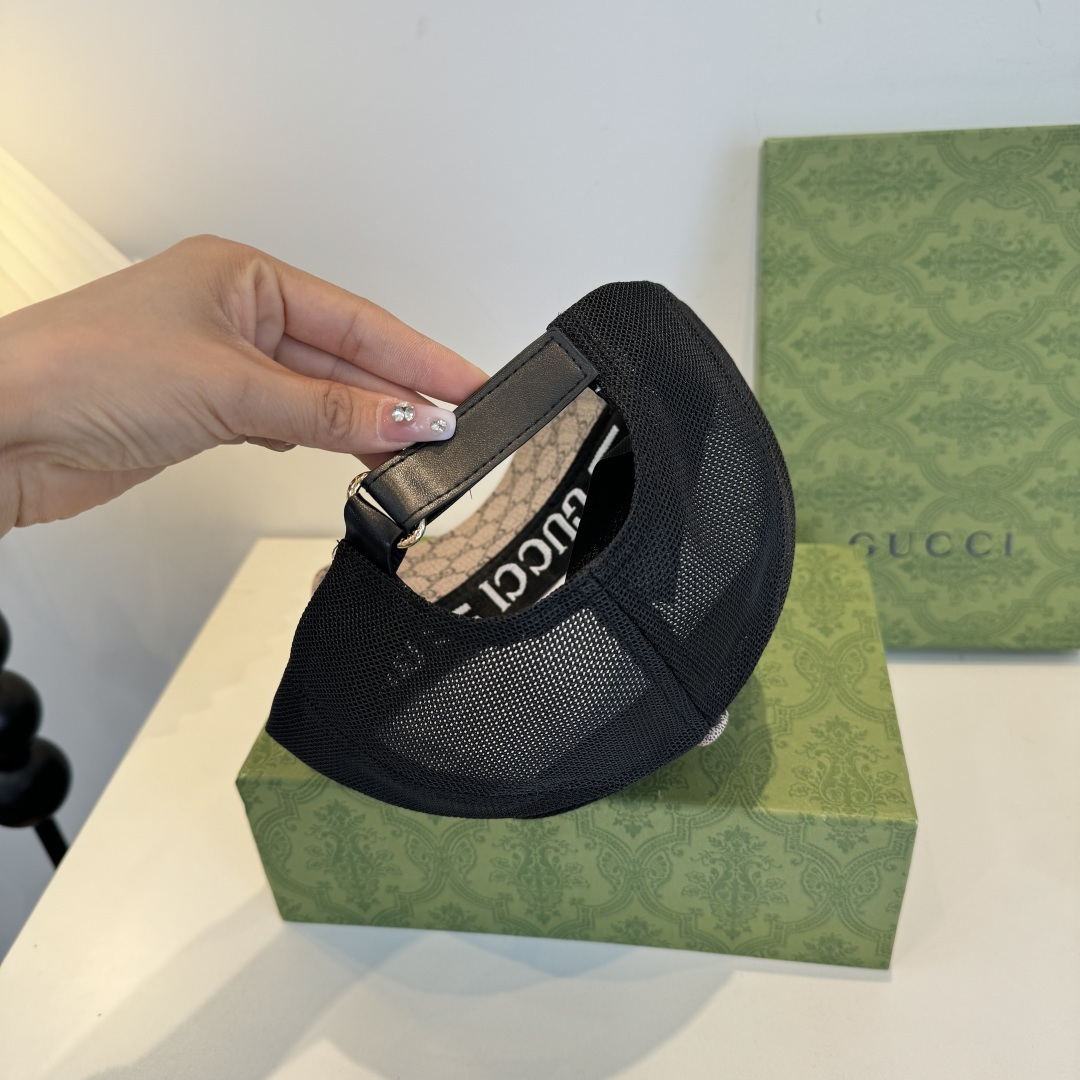 Gucci hat