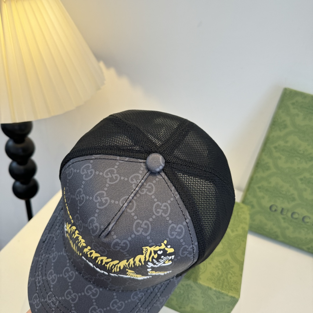 Gucci hat
