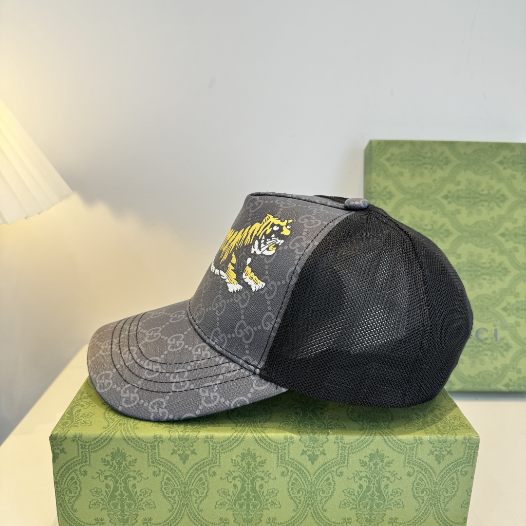 Gucci hat