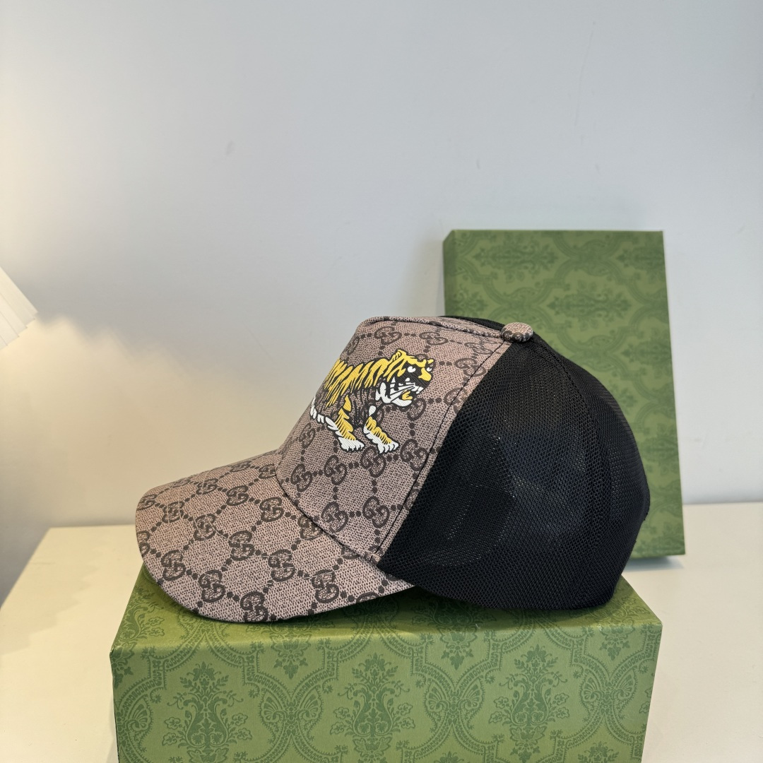 Gucci hat
