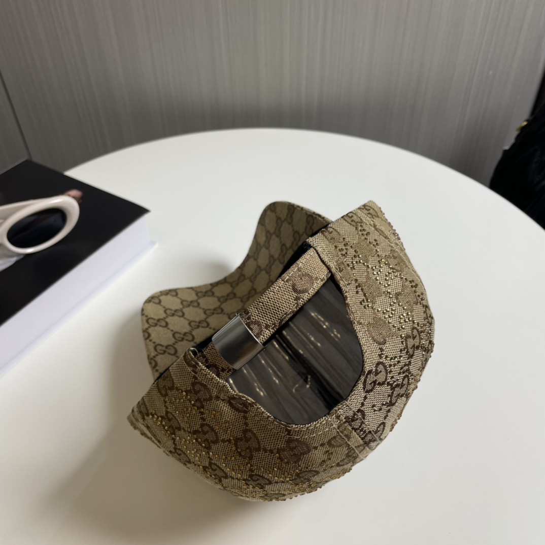 Gucci hat