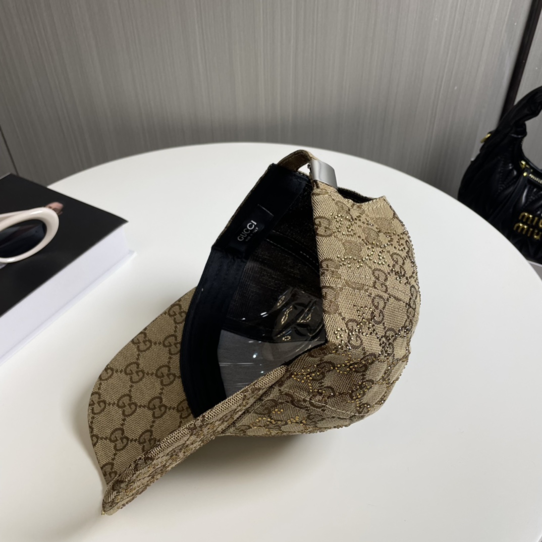 Gucci hat