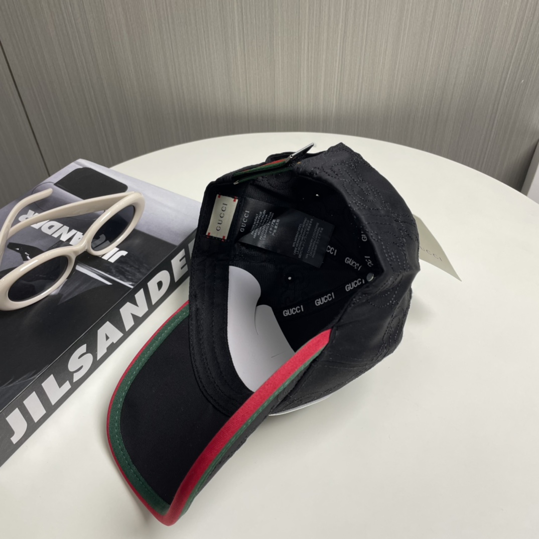 Gucci hat