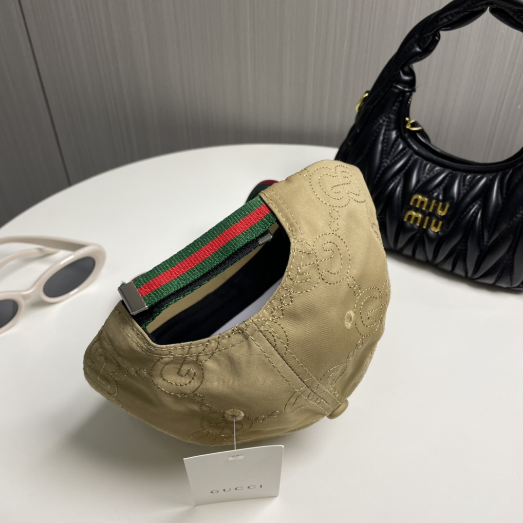 Gucci hat