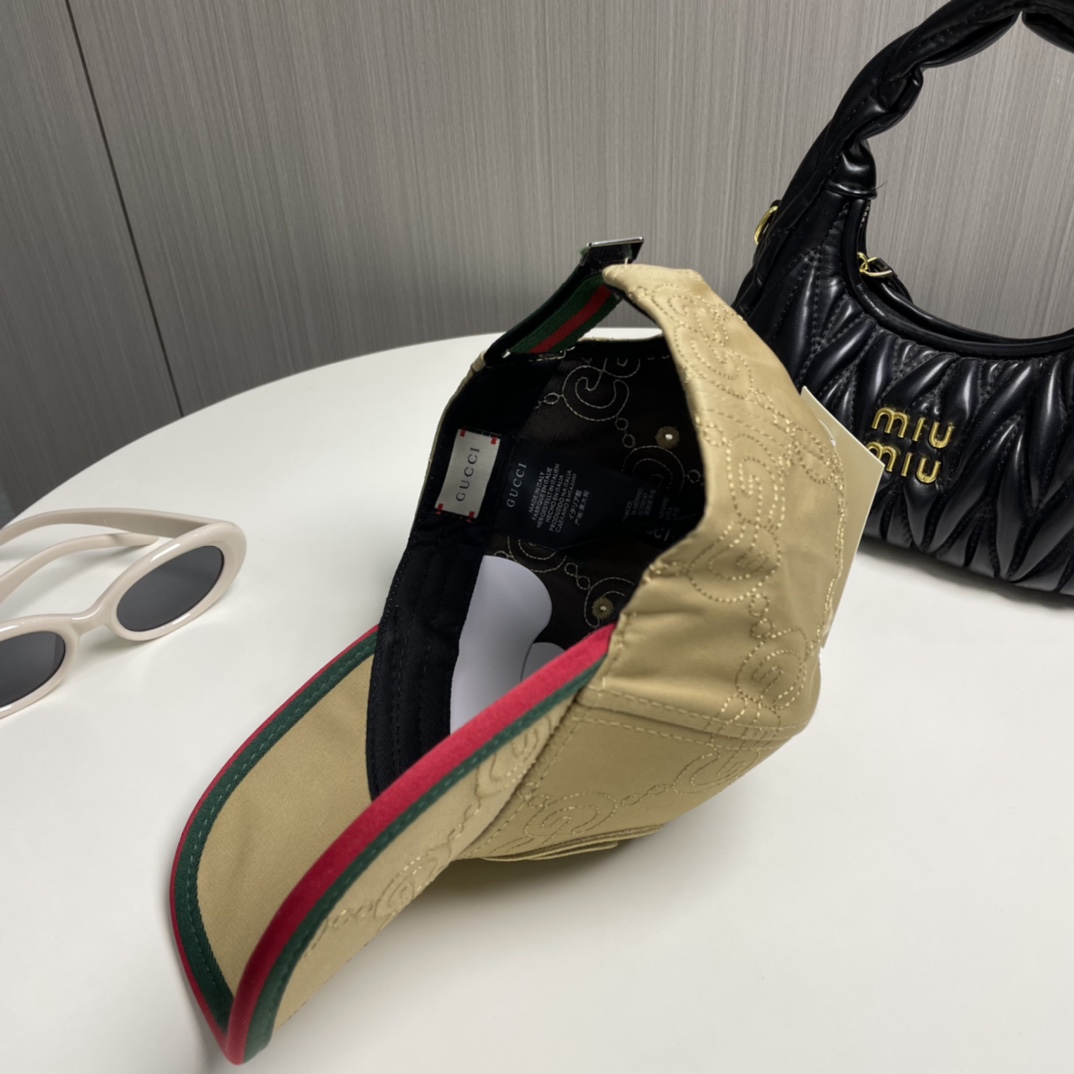 Gucci hat