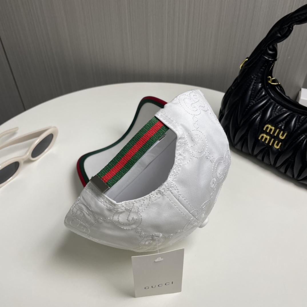 Gucci hat