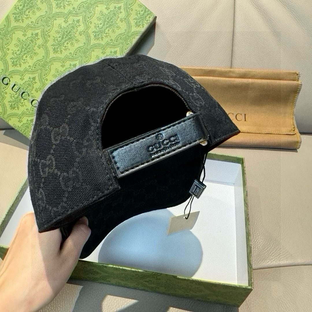 Gucci hat