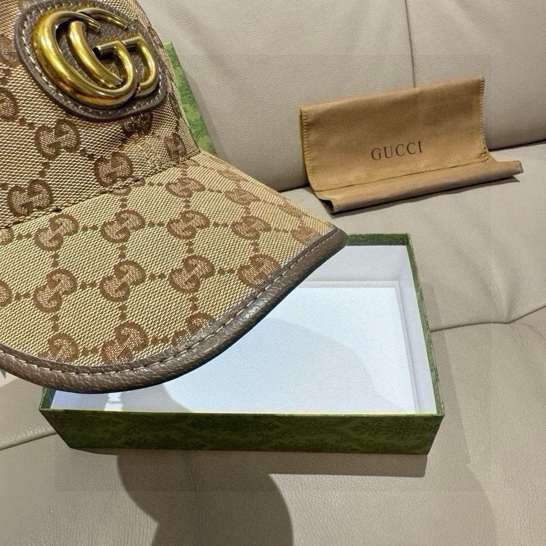 Gucci hat