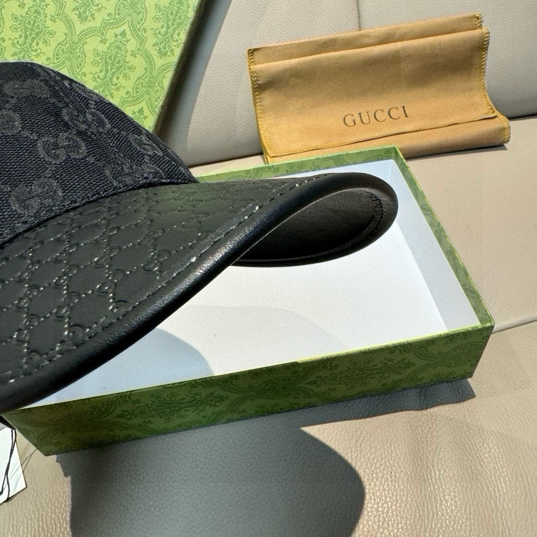 Gucci hat