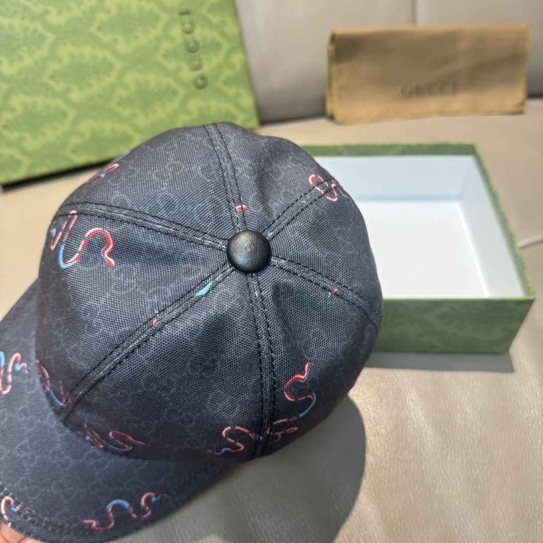 Gucci hat
