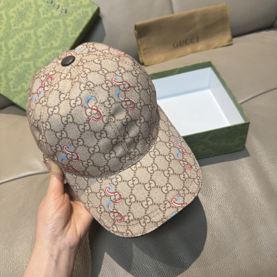 Gucci hat
