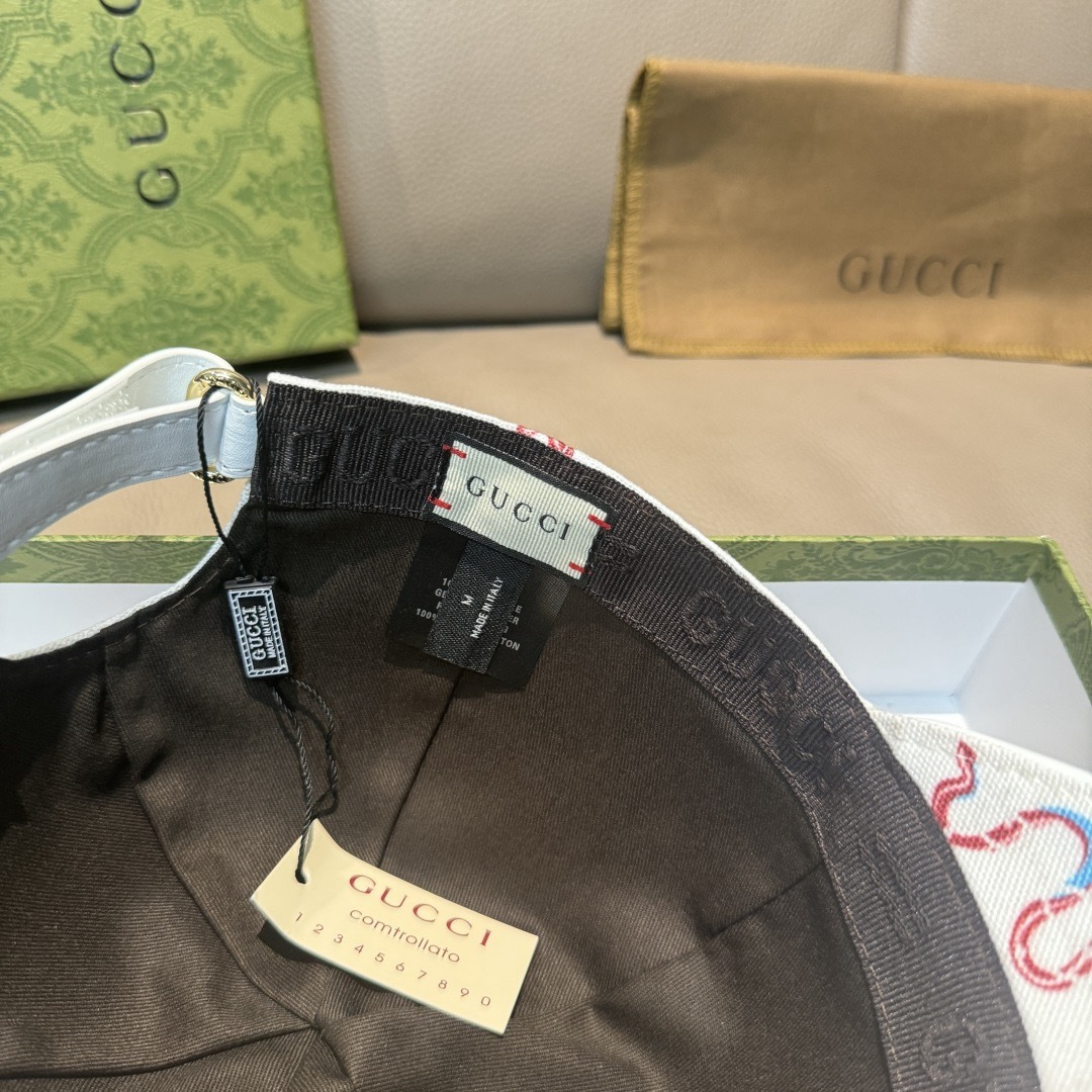 Gucci hat