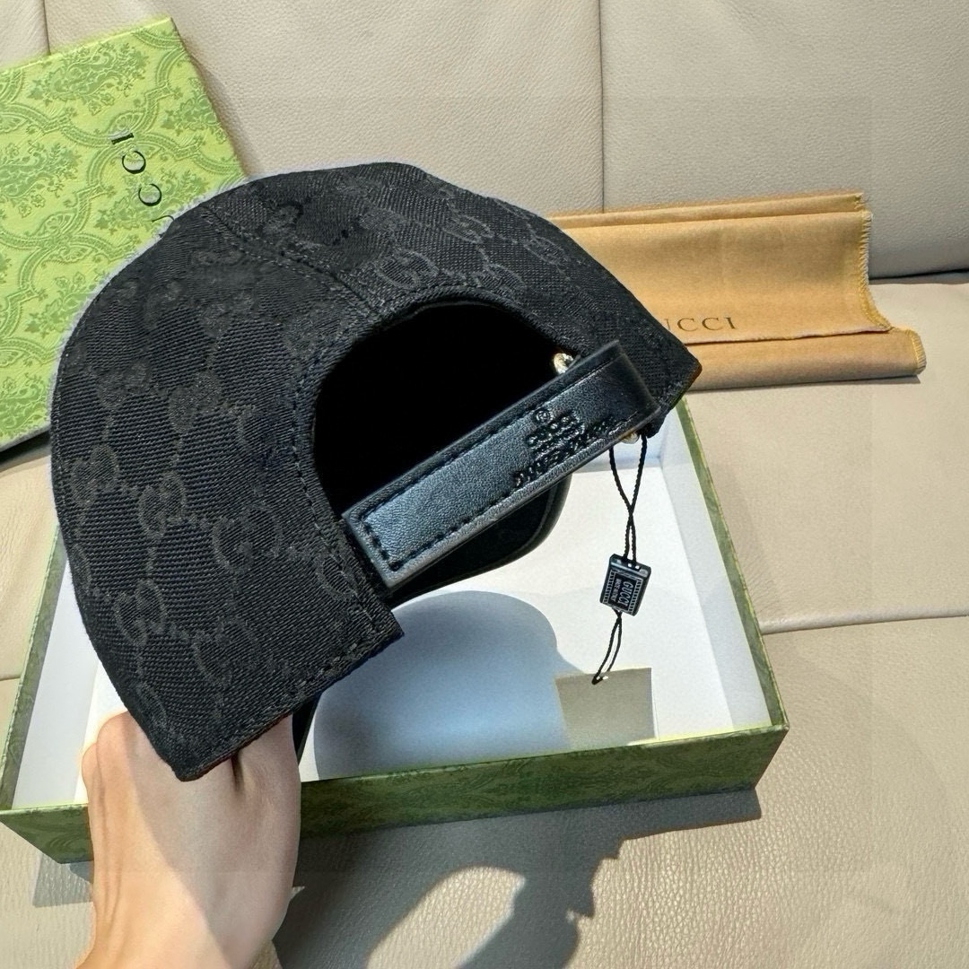Gucci hat