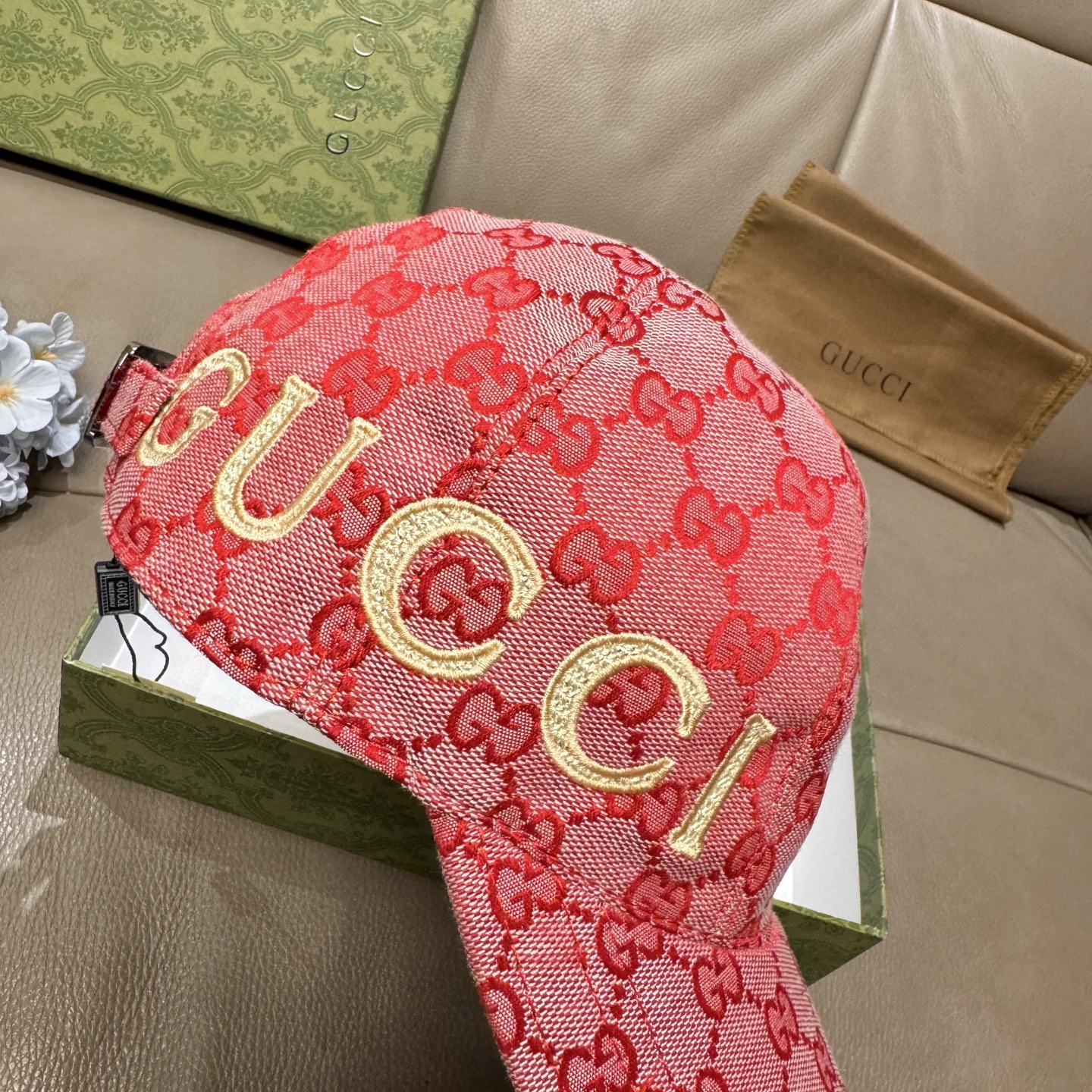 Gucci hat