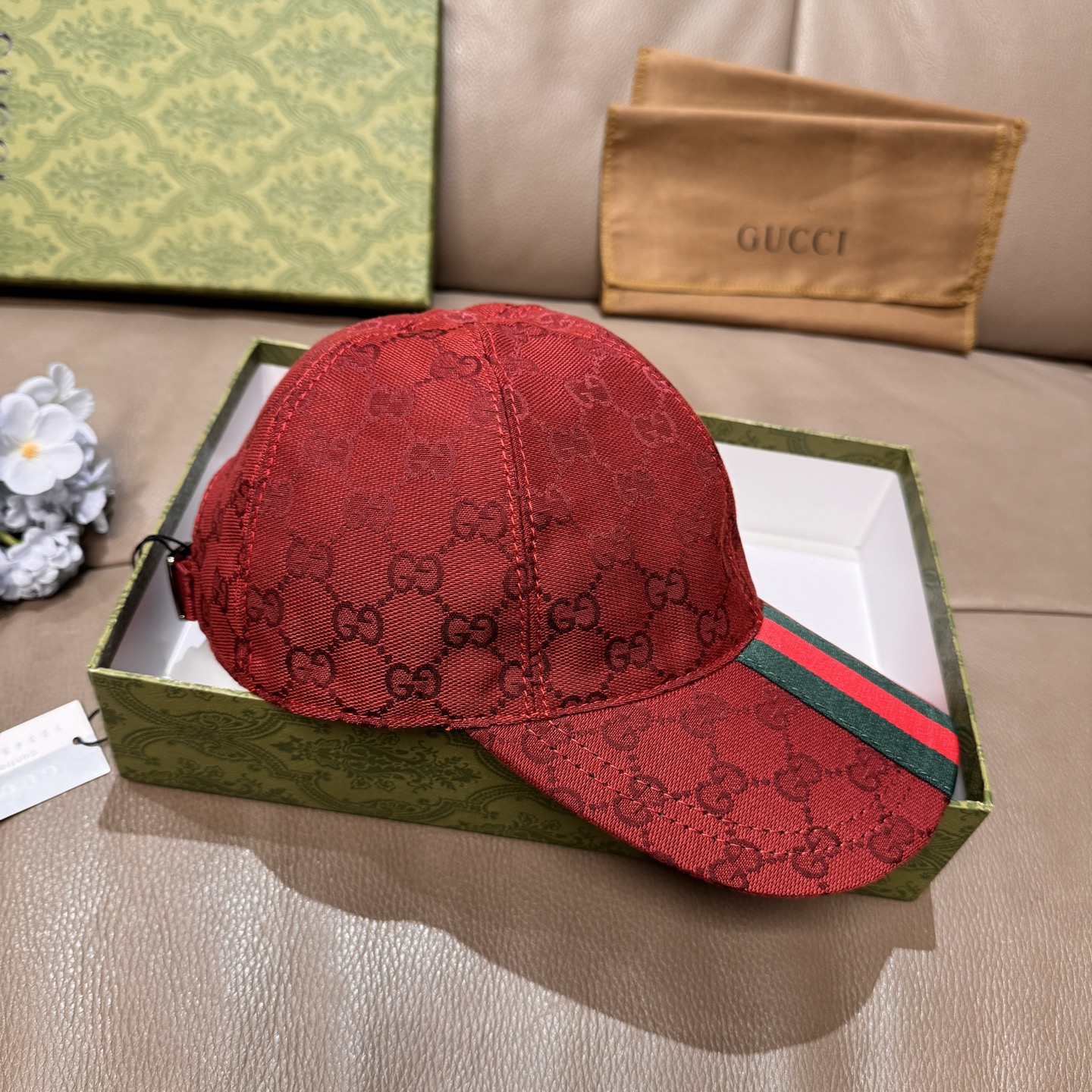 Gucci hat