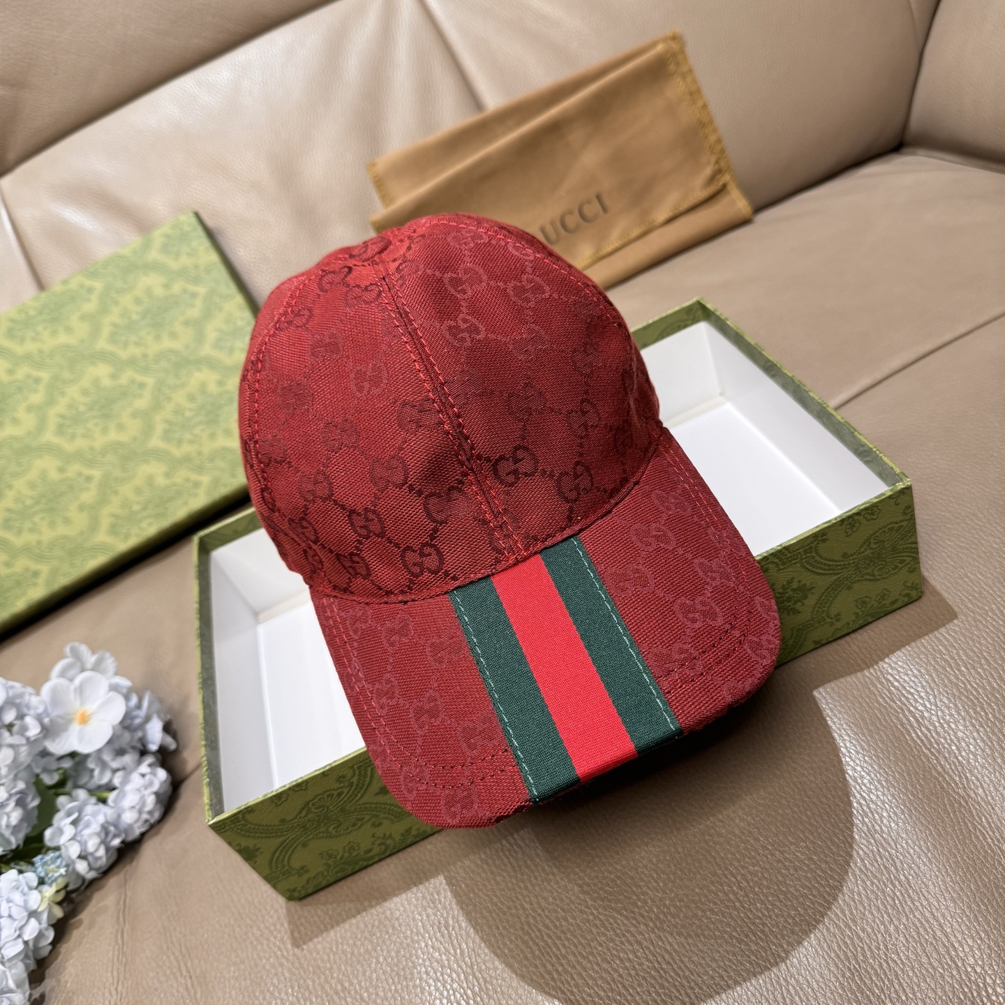 Gucci hat