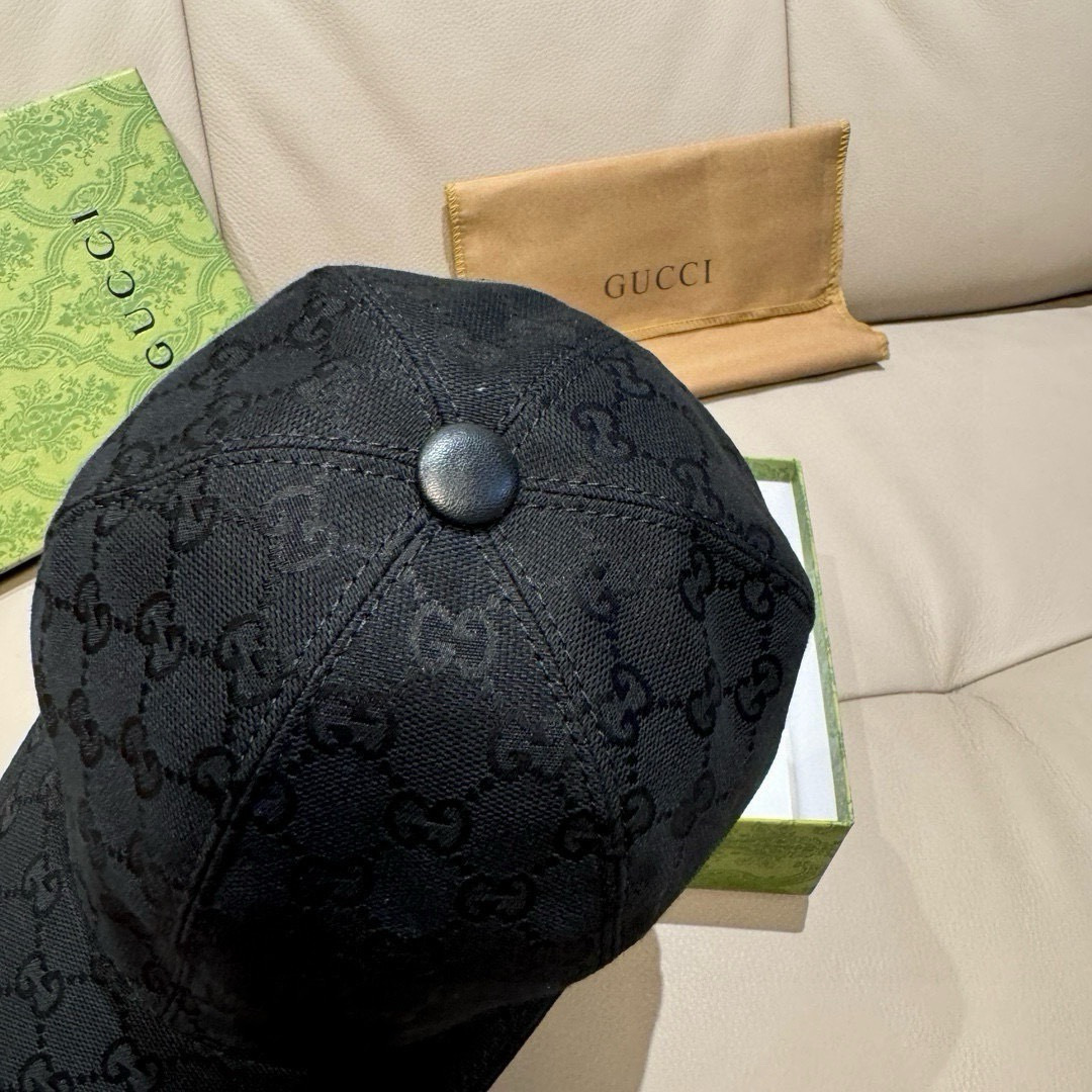 Gucci hat