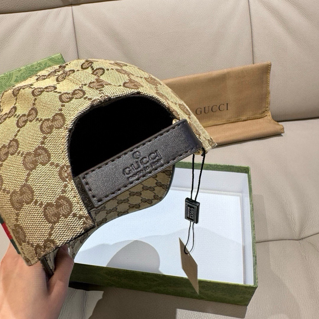 Gucci hat