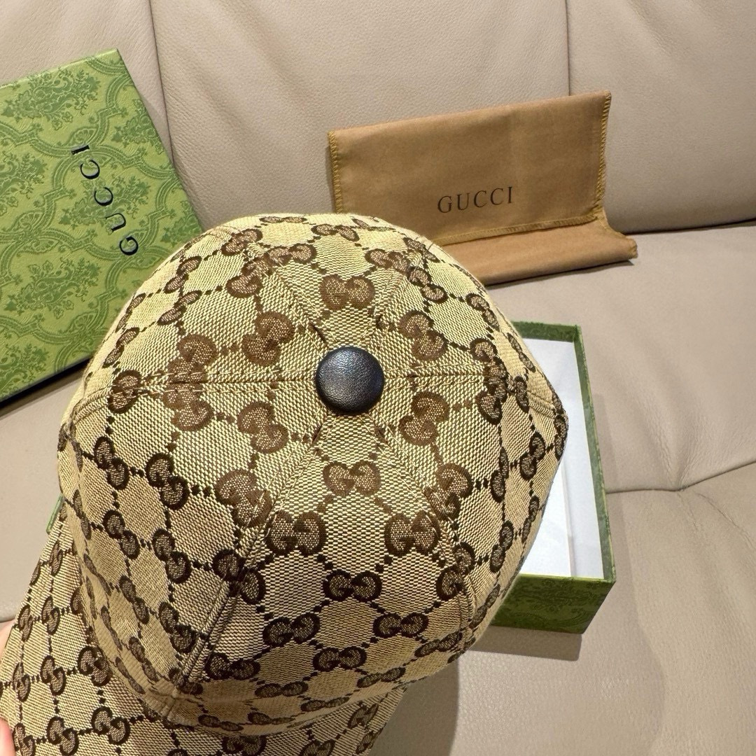 Gucci hat