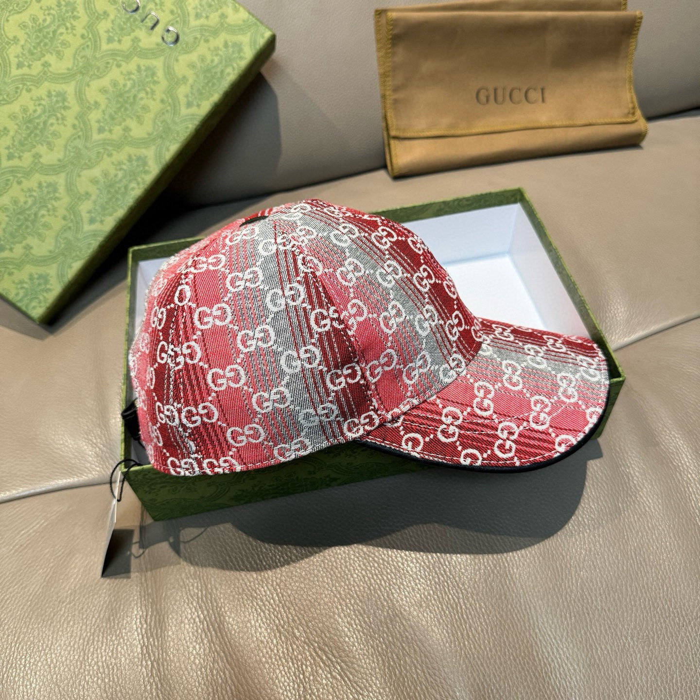 Gucci hat