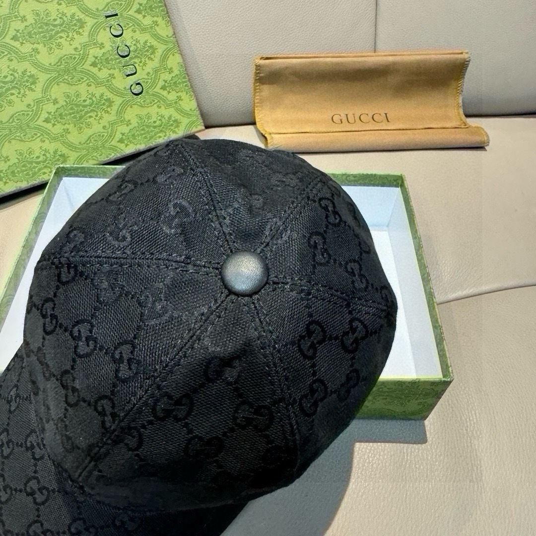 Gucci hat