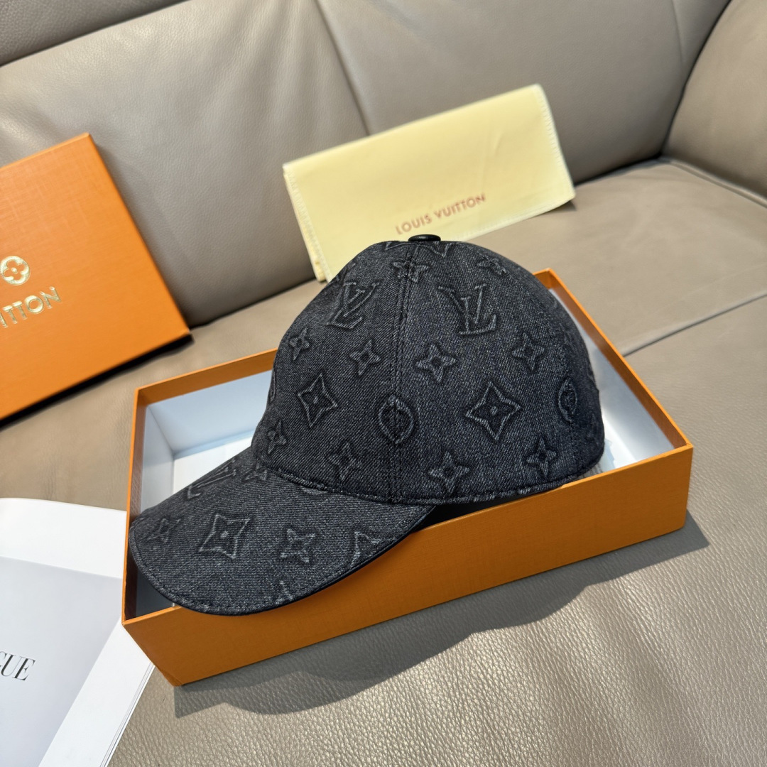 LV hat