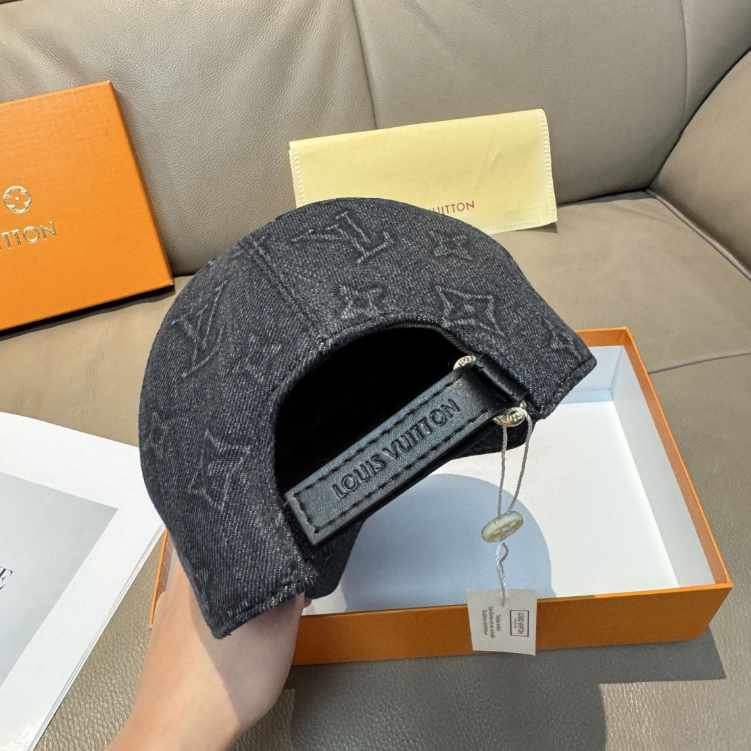 LV hat