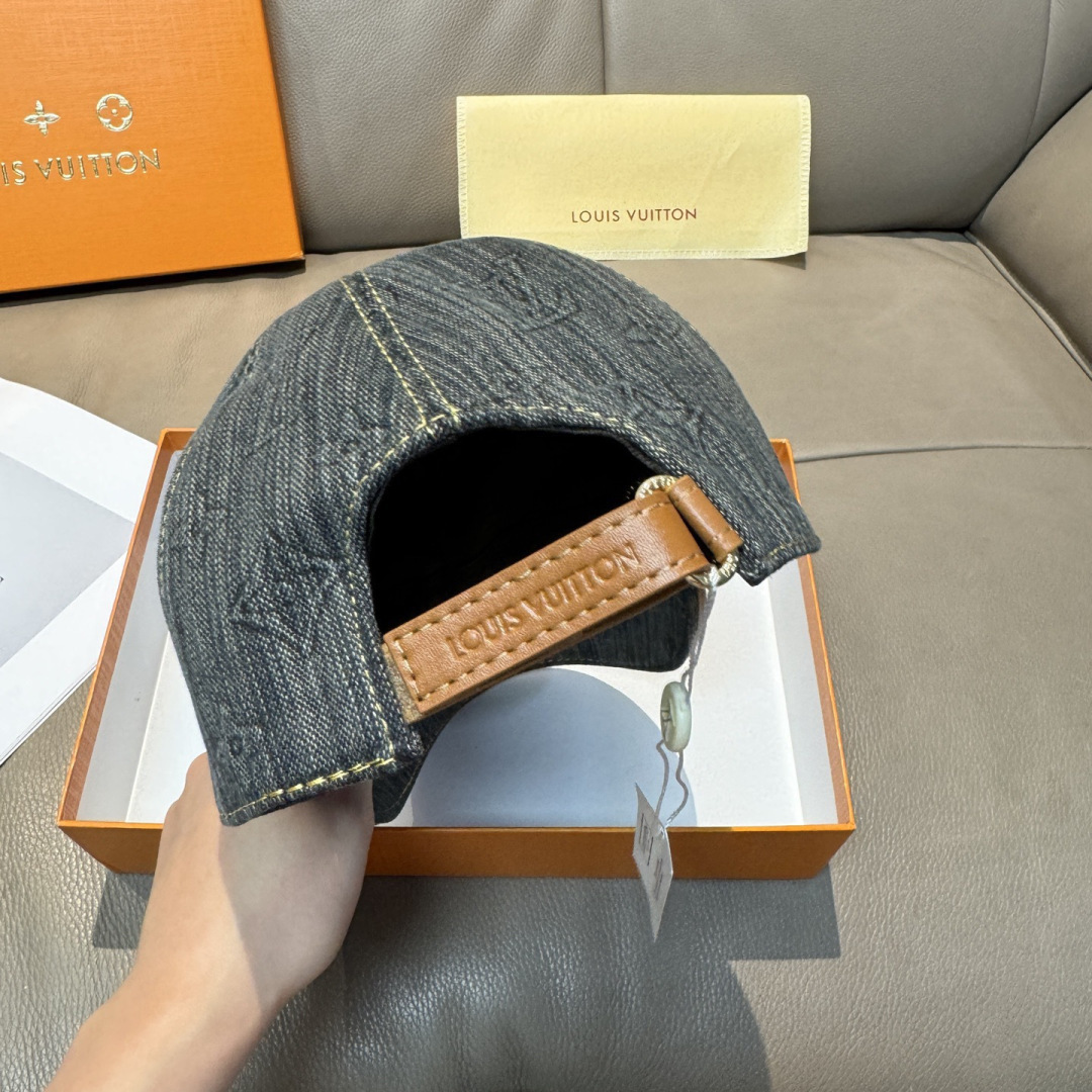 LV hat