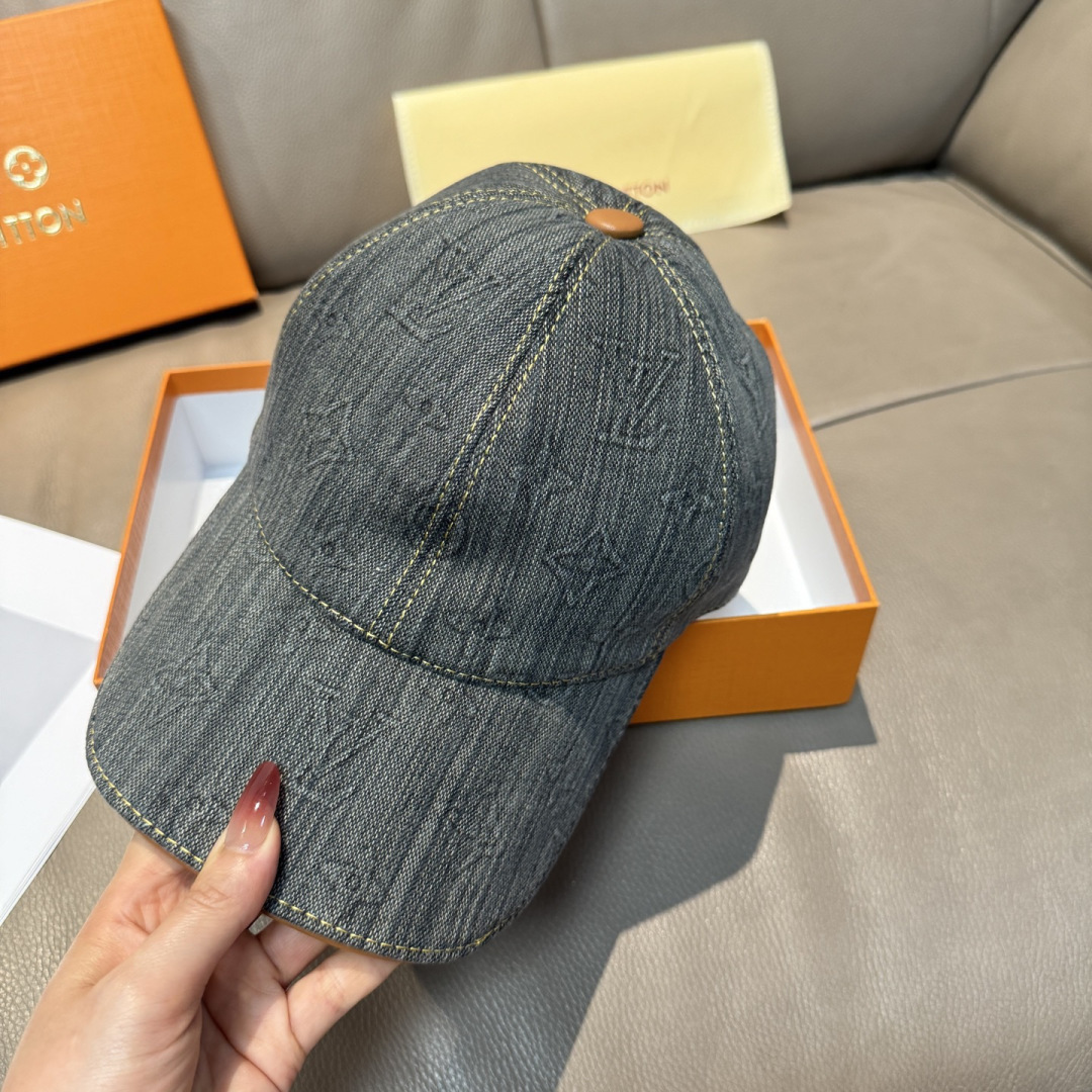 LV hat
