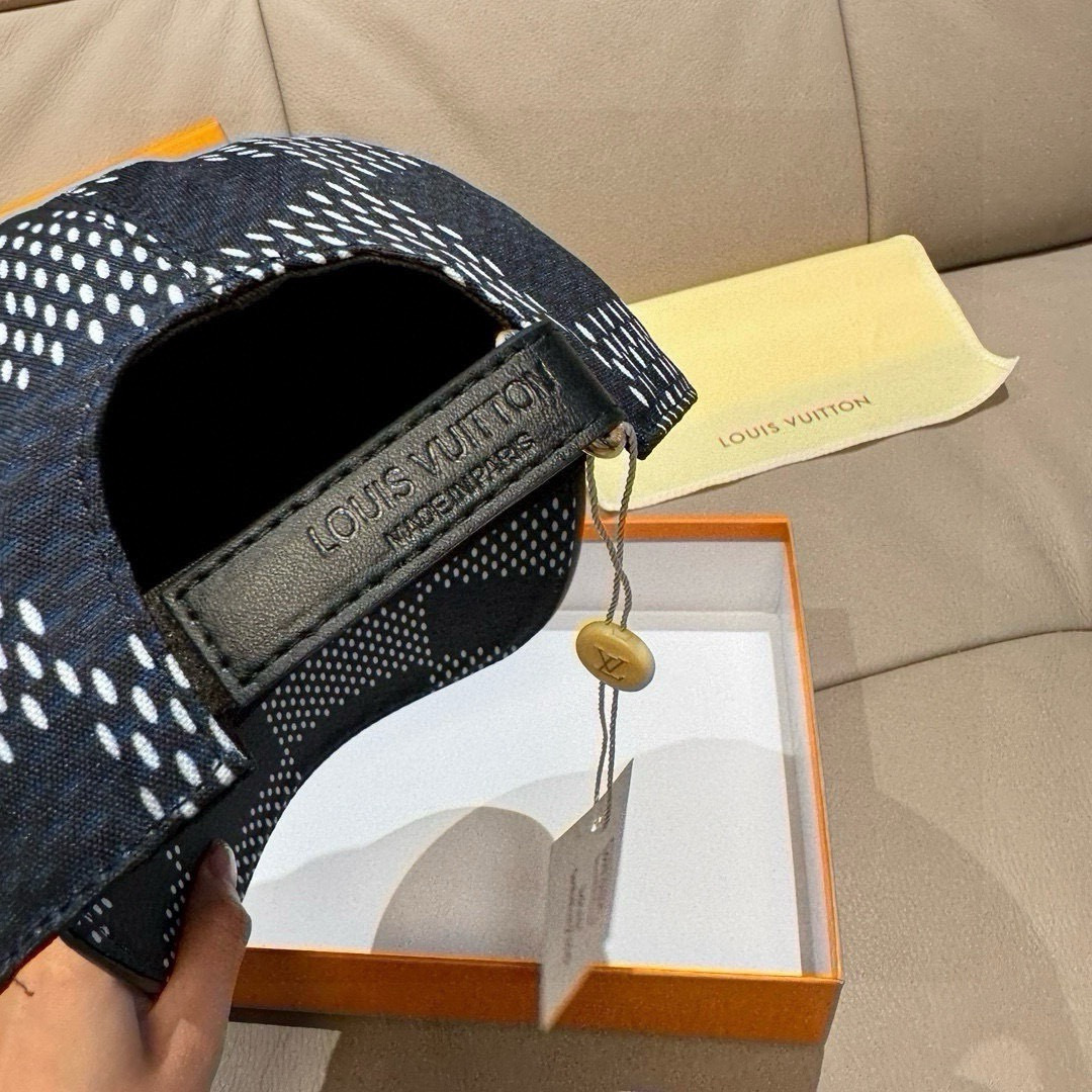 LV hat